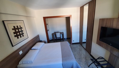 Habitación básica con 1 cama doble o 2 individuales