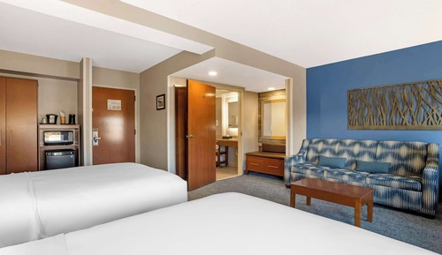 Suite, no fumadores (2 Queen Beds with Sofabed)