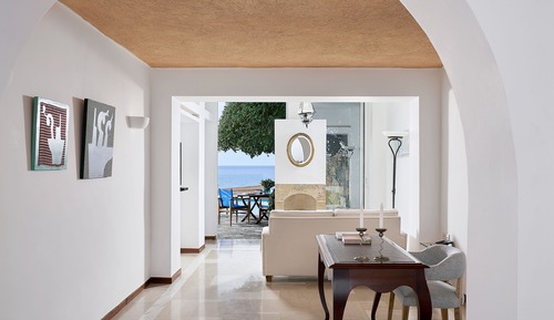 Club Villa 2 Bedroom Private Pool Seafront
