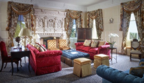Suite (Lady Astor)