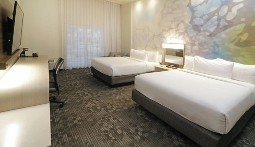 Habitación, 2 camas de matrimonio, balcón