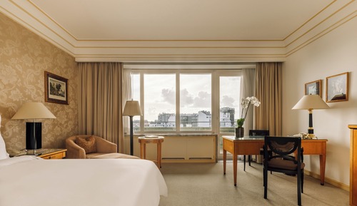 Habitación superior, 1 cama de matrimonio, vistas a la ciudad
