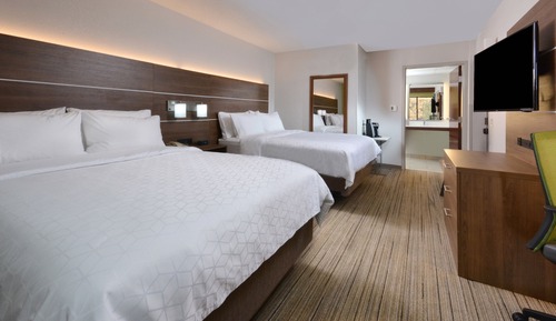 Habitación estándar, 2 camas de matrimonio, accesible para personas con discapacidad (Comm, Tub)