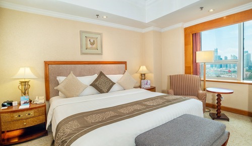 Suite, 1 cama de matrimonio grande, vistas al mar (Crowne Plaza)