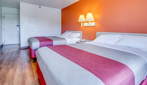 Habitación estándar, 2 camas de matrimonio, accesible para personas con discapacidad, no fumadores