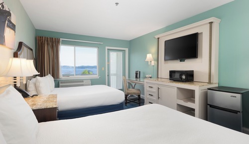 Habitación estándar, 2 camas de matrimonio, balcón, vistas a la bahía
