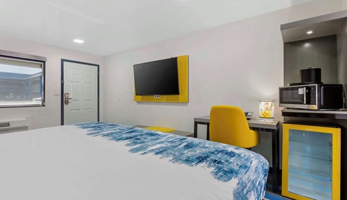 Suite, 1 cama de matrimonio grande, accesible para personas con discapacidad (with Sofabed)