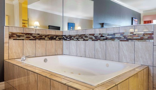 Habitación estándar, 1 cama de matrimonio grande, no fumadores, bañera de hidromasaje
