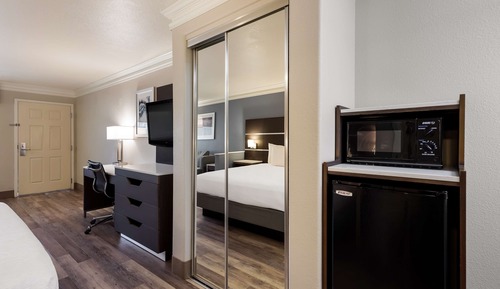 Habitación estándar, 1 cama de matrimonio grande, no fumadores, microondas