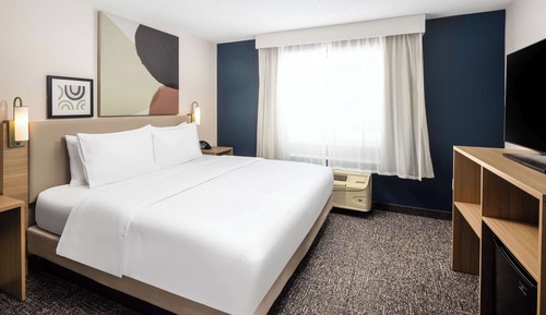 Estudio, 1 cama de matrimonio grande