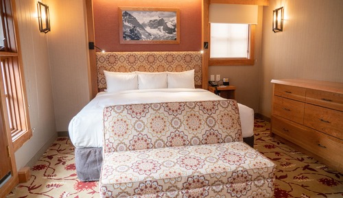 Mountain View King Suite