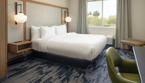Suite, 1 cama de matrimonio grande con sofá cama