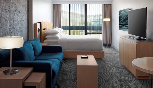Estudio, 1 cama de matrimonio grande con sofá cama, cocina básica