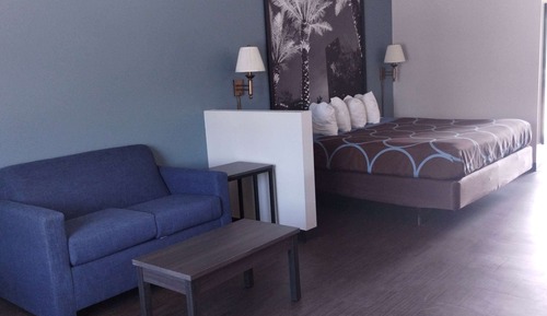 Suite estudio, 2 camas de matrimonio, no fumadores