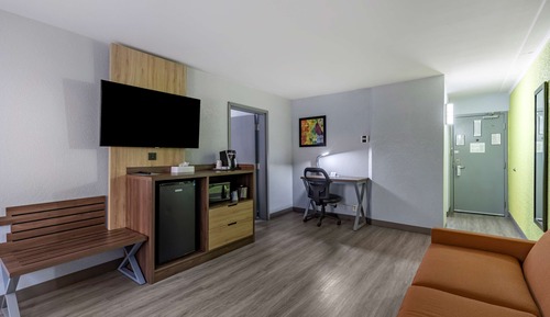 Suite, 2 camas de matrimonio, no fumadores, frigorífico y microondas