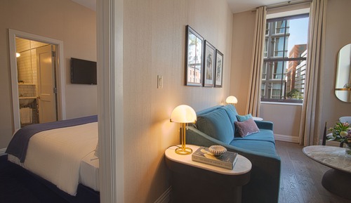 Suite, 2 Full Beds with Sofa Bed (Tribeca)