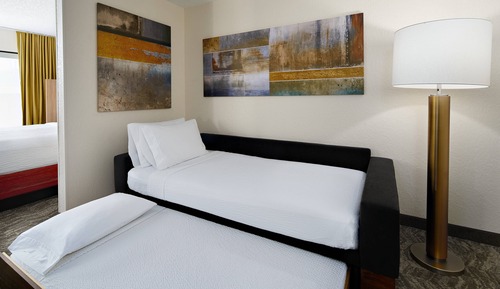 Suite, 2 camas dobles (Hearing Accessible)