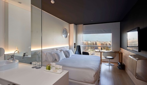 Habitación (Stratosphere Room)