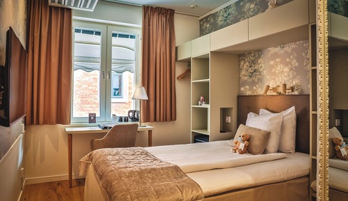 Single Room Plus