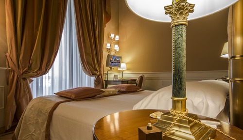 Suite, 1 cama de matrimonio grande con sofá cama