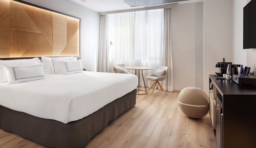 The Level Melia Room