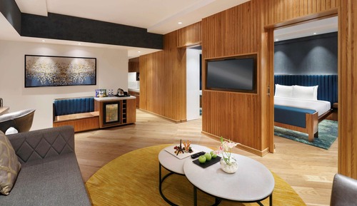Suite ejecutiva, 1 cama de matrimonio grande, Acceso al salón del club, vistas a la ciudad