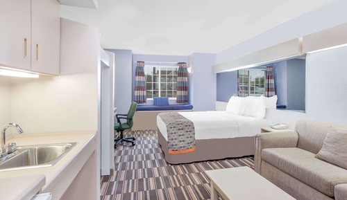 Suite estudio, 1 cama de matrimonio con sofá cama, no fumadores (Non-Pet Friendly)