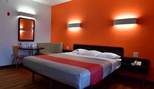 Business Room, 1 King Bed, Non Smoking