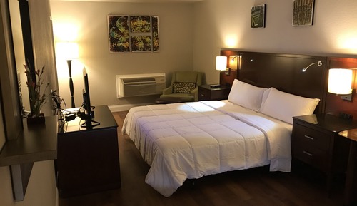 Suite de lujo, 1 cama de matrimonio grande, frigorífico y microondas