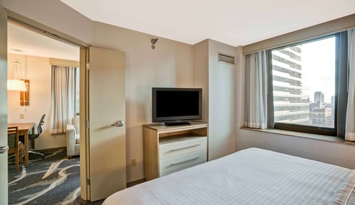 Suite, 1 cama de matrimonio grande con sofá cama, vistas a la ciudad