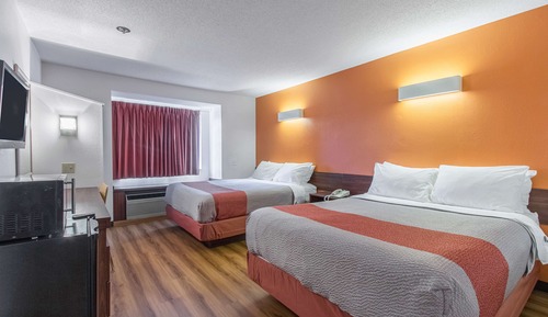 Habitación Deluxe, 2 camas de matrimonio, fumadores, frigorífico y microondas