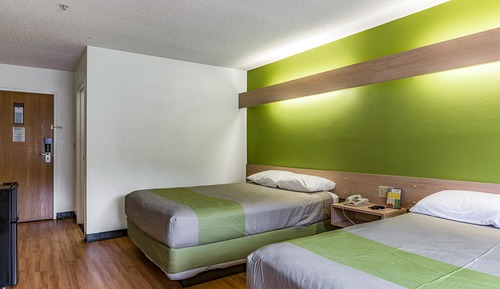 Habitación estándar, 2 camas de matrimonio, accesible para personas con discapacidad, no fumadores