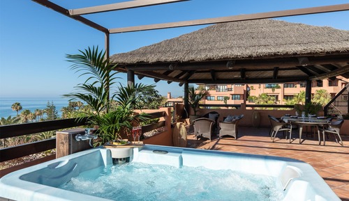Suite (del Mar)