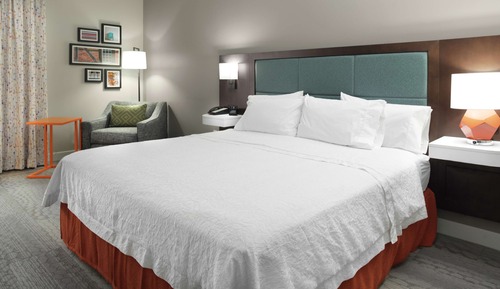 Habitación, 1 cama de matrimonio grande, accesible para personas con discapacidad, bañera