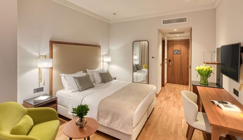 Habitación ejecutiva, vistas parciales al mar