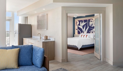 Suite, 1 cama de matrimonio grande con sofá cama, frente al mar