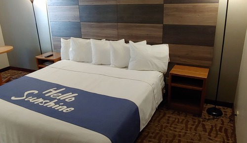 Habitación, 1 cama de matrimonio grande, no fumadores, frigorífico y microondas