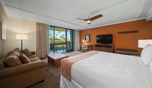 Suite junior, vistas al patio (Premium,1 King Bed)