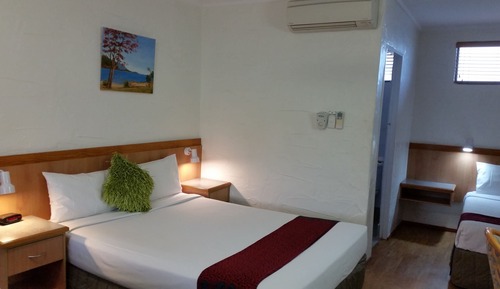 Habitación con 2 camas individuales