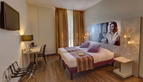 Habitación con 2 camas individuales
