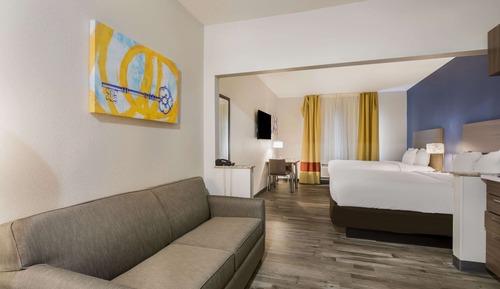 Suite, varias camas, no fumadores (Efficiency)