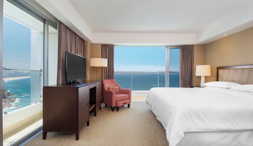 Suite ejecutiva, 1 cama de matrimonio grande, no fumadores, frente al mar (Balcony)