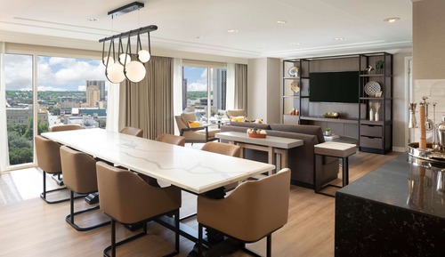 Regency, Suite