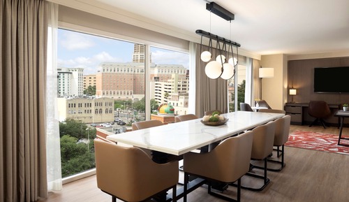 Suite (Riverbend)