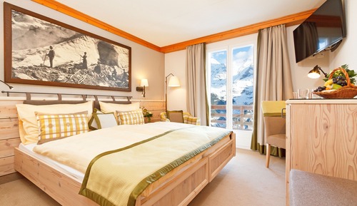 Habitación doble, vistas a la montaña