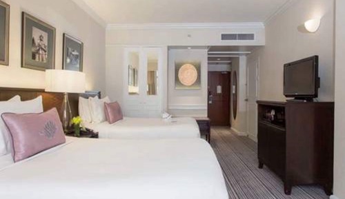 Premier Twin Room 