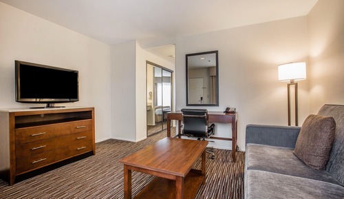 Suite, 1 King Bed, Living Room with Sofa Bed, Ocean View, Non Smoking