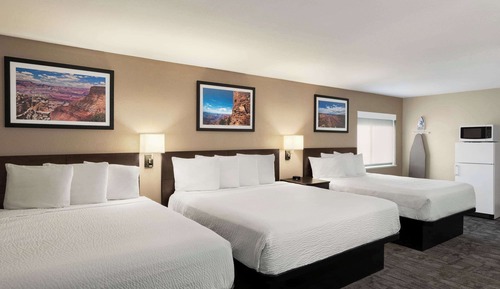 Suite superior, varias camas, no fumadores
