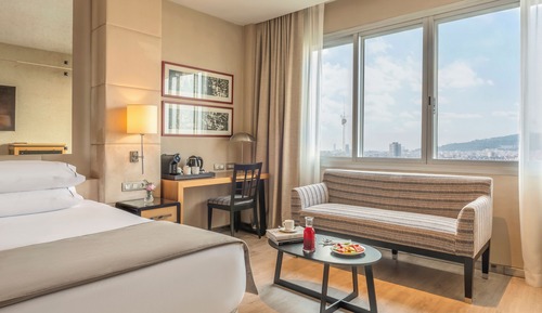 Habitación superior, vistas a la ciudad
