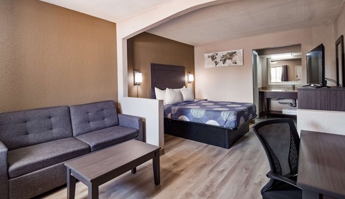 Habitación estándar, 1 cama de matrimonio, no fumadores, frigorífico y microondas (with Sofabed)
